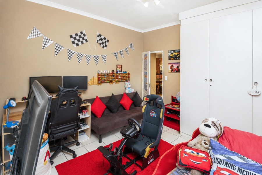 3 Bedroom Property for Sale in Safari Gardens North West
